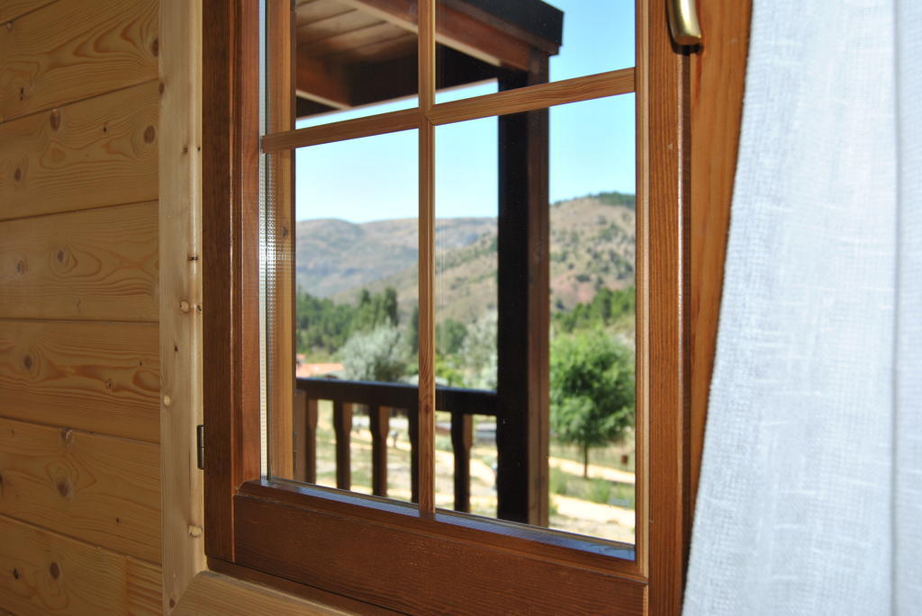 Cabanas De Javalambre Camarena de la Sierra Oda fotoğraf