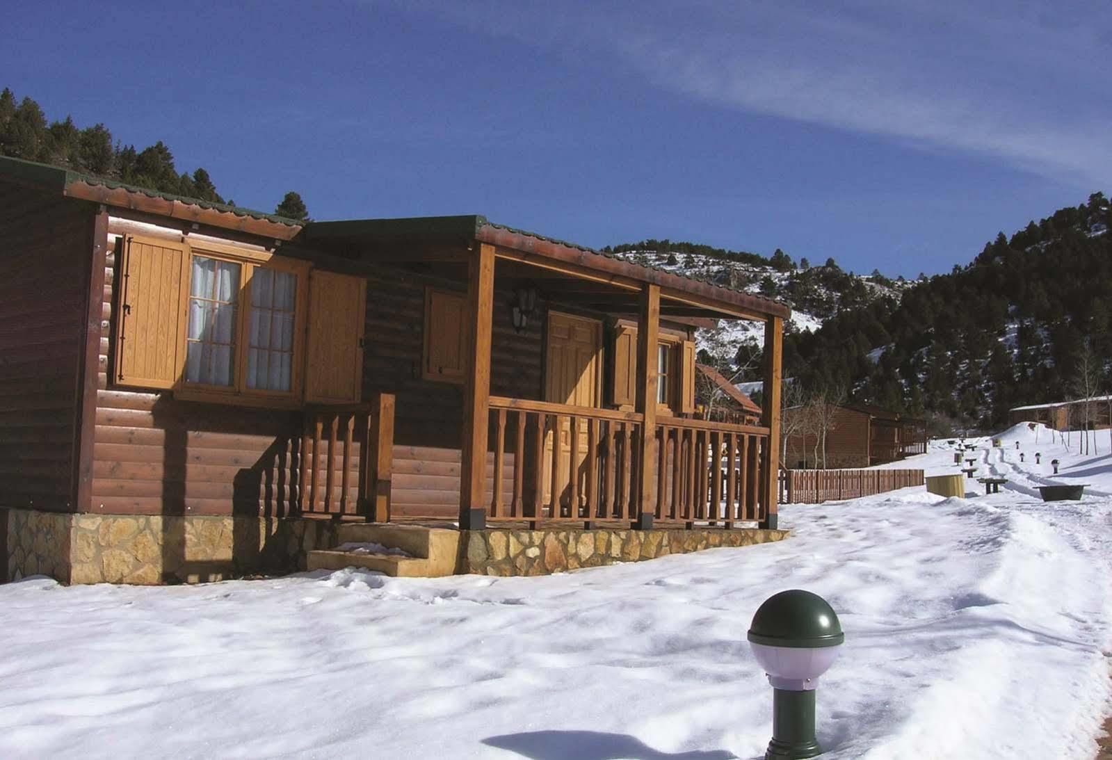 Cabanas De Javalambre Camarena de la Sierra Dış mekan fotoğraf